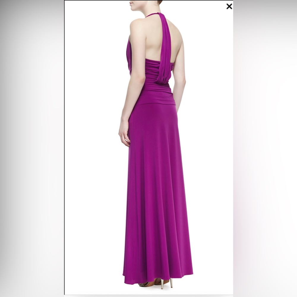 Halter Gown in Electric Purple
Halston Heritage
Color:Electric Purple